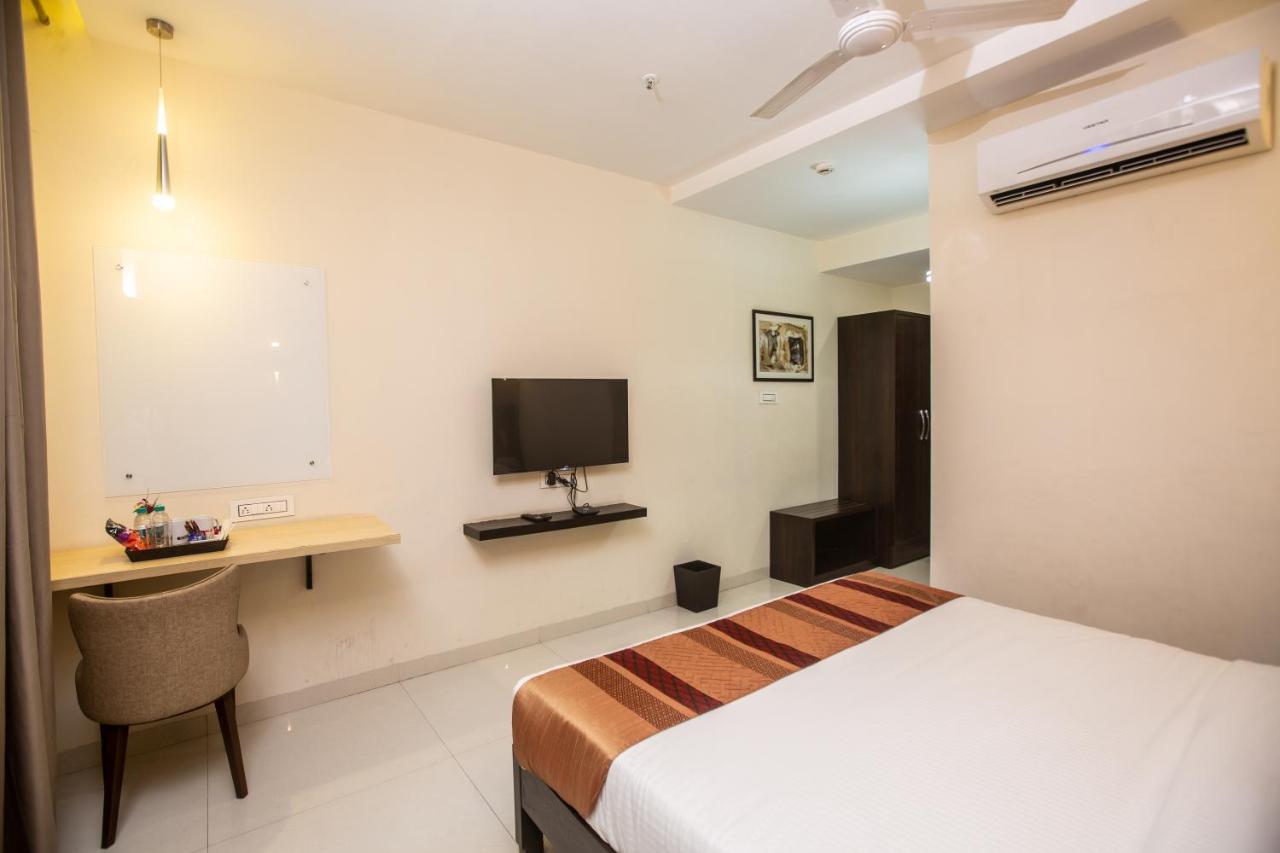 Hotel Singh'S By Wb Inn, Vashi, Navi Mumbai Extérieur photo