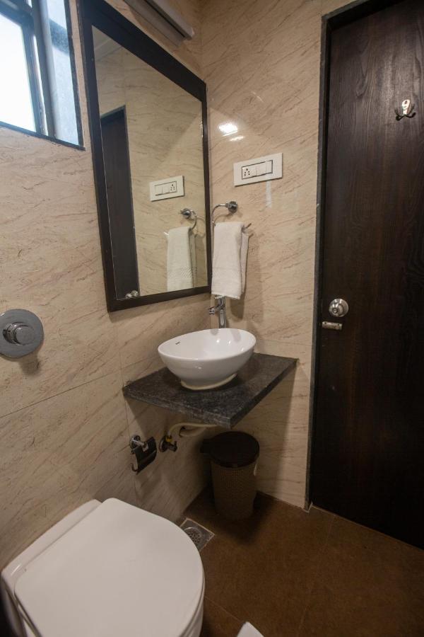 Hotel Singh'S By Wb Inn, Vashi, Navi Mumbai Extérieur photo