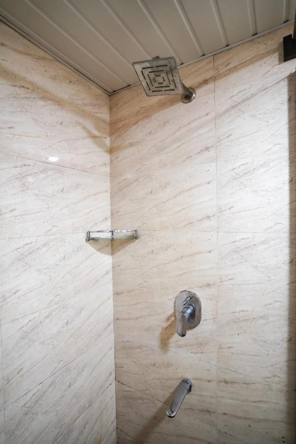Hotel Singh'S By Wb Inn, Vashi, Navi Mumbai Extérieur photo